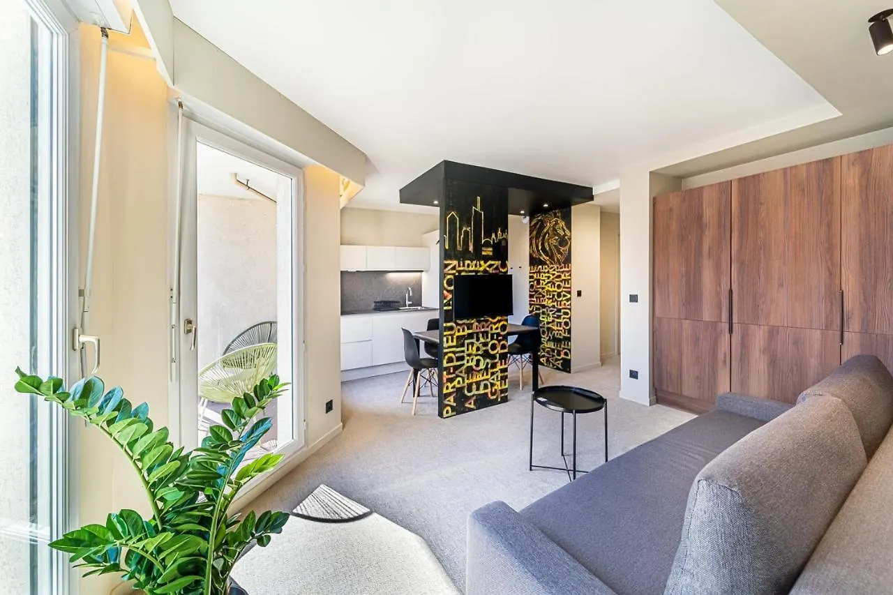 Escape In The Heart Of Lyon 4 People With Balcony Part-Dieu